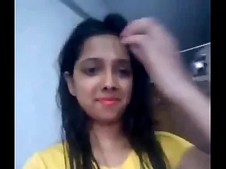 Desi girl bringing off pussy