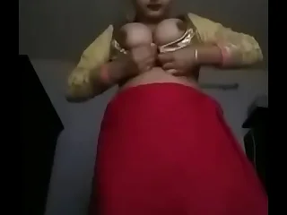 Desi sexy bhabhi shows her beautiful boobs and pussy
