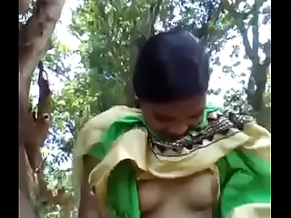cute indian lovers outdoor naked selfie and flimsy pussy show